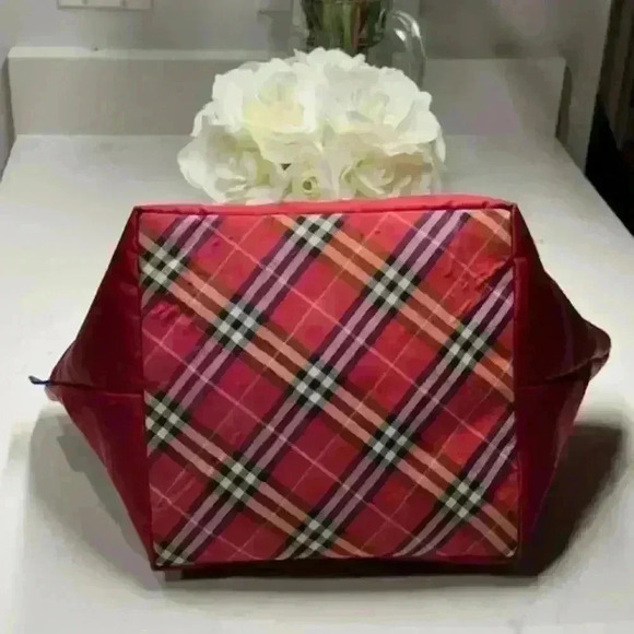 🔥🔥 Burberry Blue Label XL Red Plaid Tote & COA EUC! - Picture 6 of 7